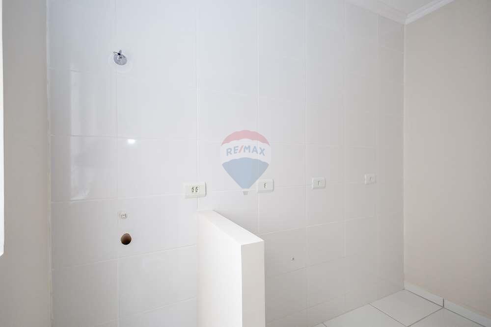 Apartamento à venda com 2 quartos, 40m² - Foto 13