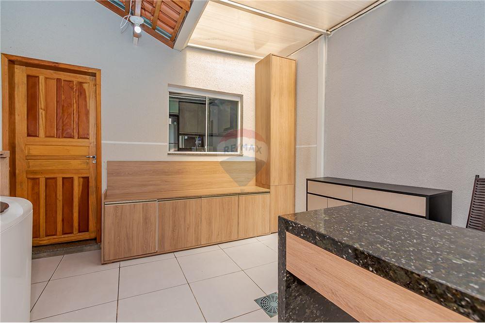 Casa à venda com 2 quartos, 100m² - Foto 15