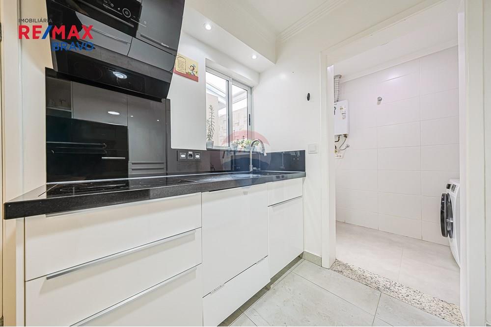 Sobrado - Venda - Curitiba , Paraná - CRF_1006.jpg - 560371031-47