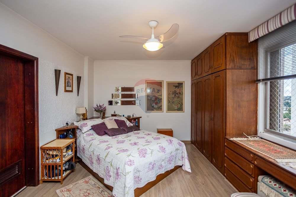 Apartamento à venda com 3 quartos, 139m² - Foto 24