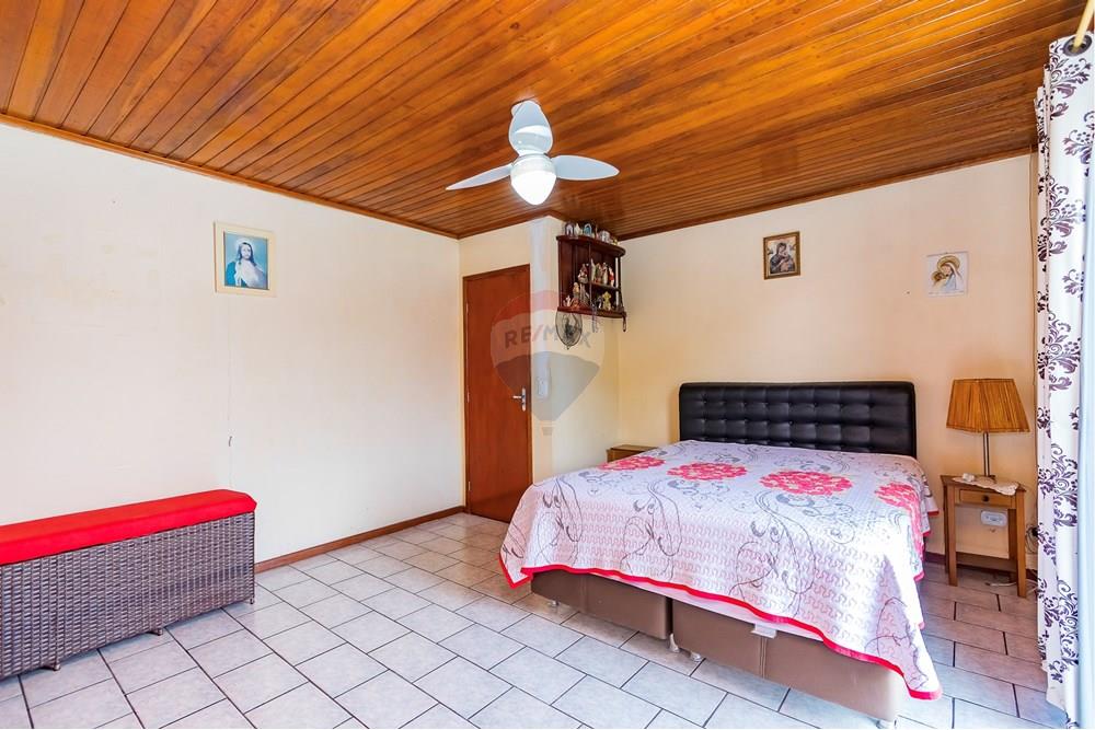 Sobrado à venda com 6 quartos, 199m² - Foto 47