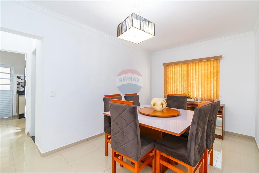 Sobrado à venda com 3 quartos, 200m² - Foto 13