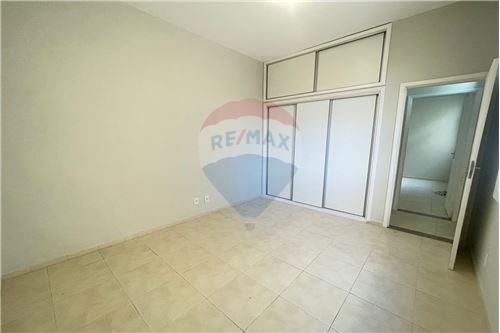 Venda-Apartamento-Rua Feliciano Pena , 628  - Próximo a Av Oliveira Belo  - Vila da Penha , Rio de Janeiro , Rio de Janeiro , 21221-450-570481001-77