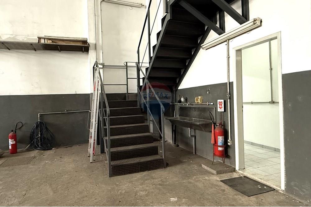 Galpão - Venda - Rio de Janeiro , Rio de Janeiro - Area de Armazenamento 3.jpeg - 570501014-77