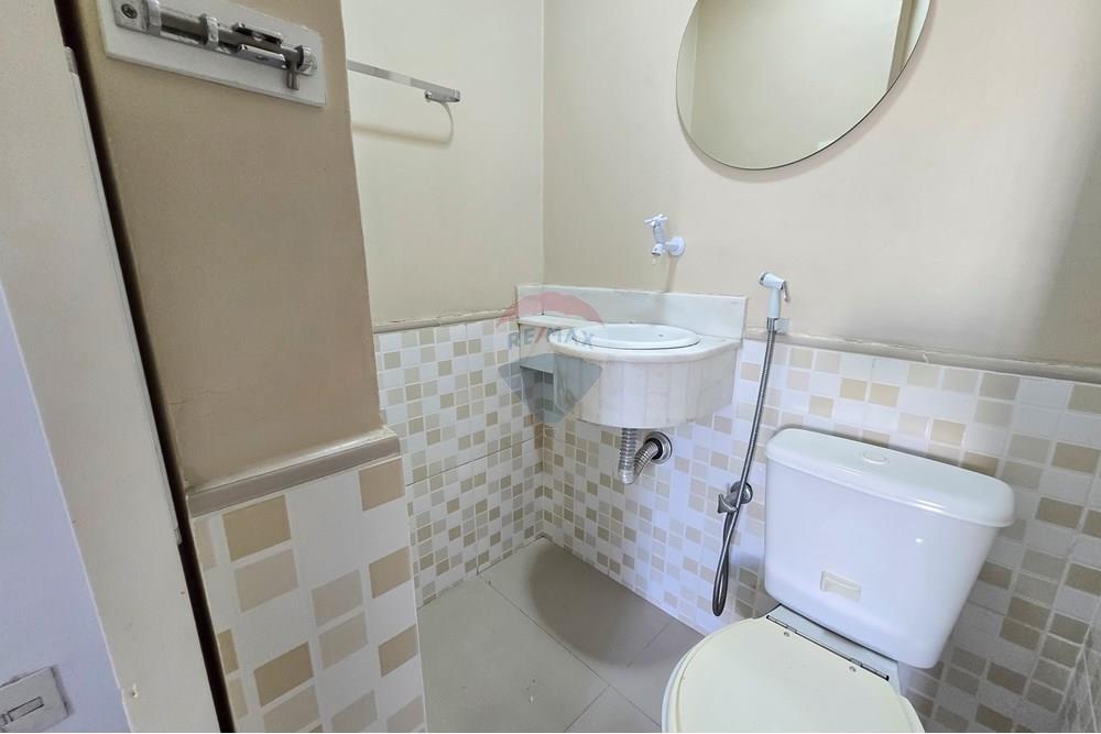 Apartamento - Alugar - Rio de Janeiro , Rio de Janeiro - lavabo por dentro.jpg - 570461046-9