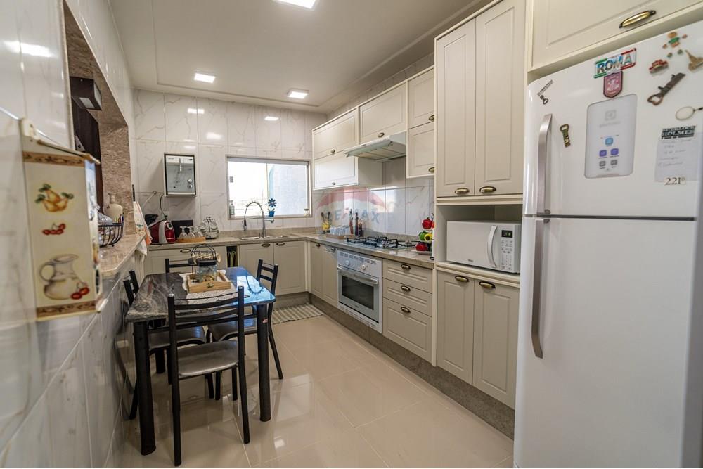 Dzīvojamais - Savrupmāja - Rio de Žaneiro , Rio de Žaneiro - BR - REMAX-156.jpg - 570381089-11