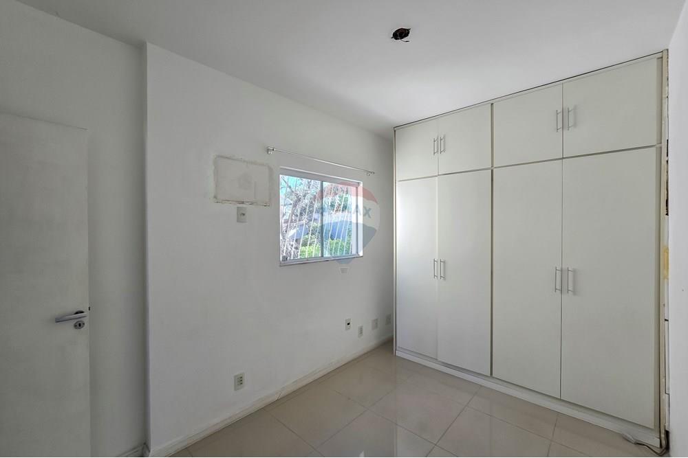 Apartamento - Alugar - Rio de Janeiro , Rio de Janeiro - quarto fundos vista canto janela.jpg - 570461046-9