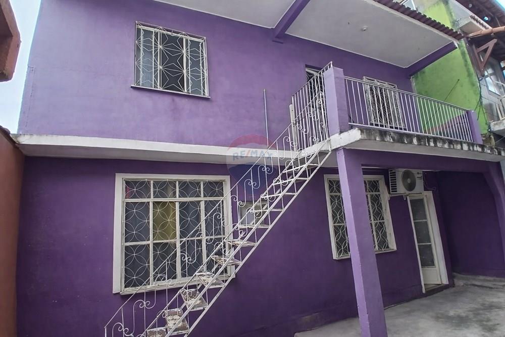 Casa - Venda - Rio de Janeiro , Rio de Janeiro - Escada metálica em frente a prédio roxo.jpeg - 570371026-51