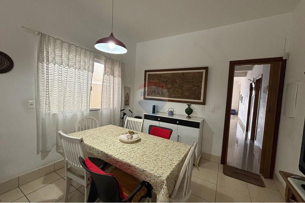 Casa - Venda - Rio de Janeiro , Rio de Janeiro - WhatsApp Image 2025-04-23 at 17.48.01 (1).jpeg - 570391052-3