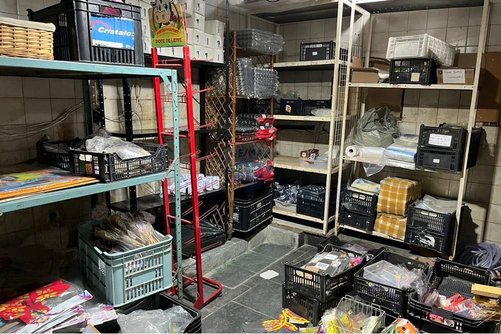 Ponto Comercial/ Loja - Venda - Rio de Janeiro , Rio de Janeiro - WhatsApp Image 2025-05-19 at 16.12.44.jpeg - 570411001-73