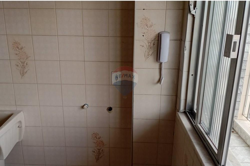 Apartamento - Alugar - Rio de Janeiro , Rio de Janeiro - Cozinha Rua Itaquati próximo a  janela.jpg - 570471011-280