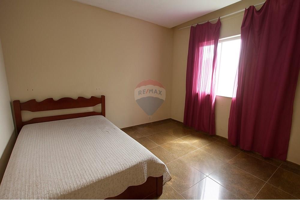 Casa - Venda - Rio de Janeiro , Rio de Janeiro - Quarto tranquilo com cortinas magentas.jpeg - 570371043-10