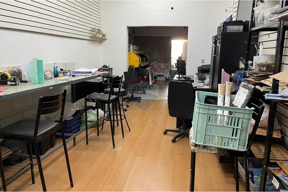 Ponto Comercial/ Loja - Venda - Rio de Janeiro , Rio de Janeiro - WhatsApp Image 2025-05-19 at 16.12.40 (5).jpeg - 570411001-73