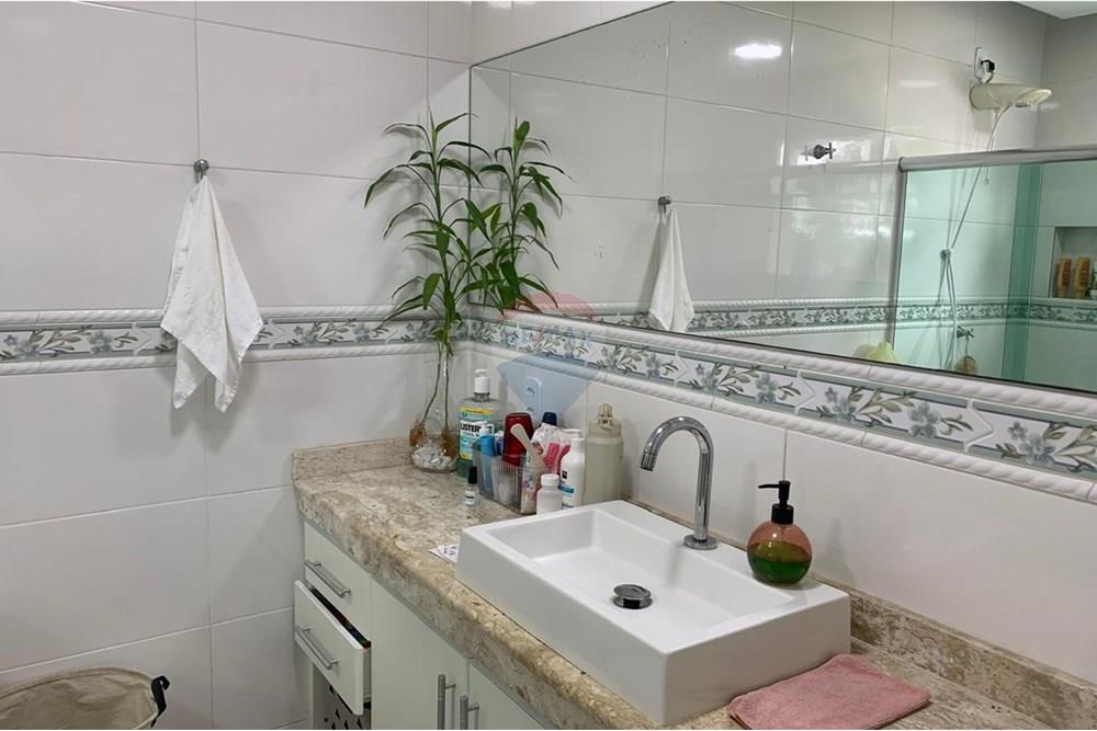 Chácara / Sítio / Fazenda - Venda - Duque de Caxias , Rio de Janeiro - WhatsApp Image 2025-11-07 at 22.09.18 (5).jpeg - Banheiro - 570481020-63