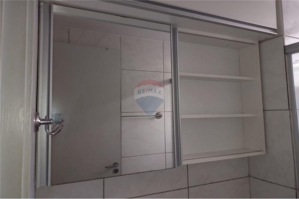 Apartamento - Alugar - Rio de Janeiro , Rio de Janeiro - Armário do banheiro - Banheiro - 570491002-48
