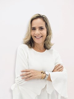 Cassia Queiroz - RE/MAX POTENCIA
