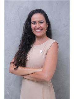 Associate - Karol Barbosa - RE/MAX JAZZ