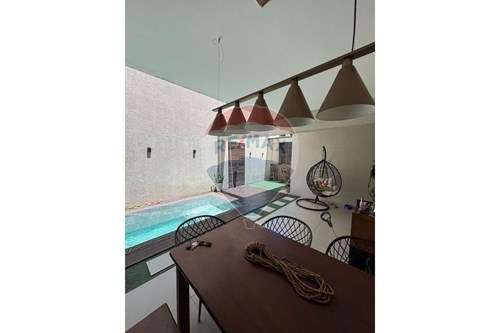 Venda-Casa-Rua Marta Maria de Jesus , 292  - Prox. Colégio Adventista  - Buraquinho , Lauro de Freitas , Bahia , 42709240-580421011-889