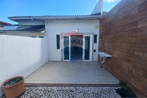 Excellent Studio in Vila do Atlântico for Rent