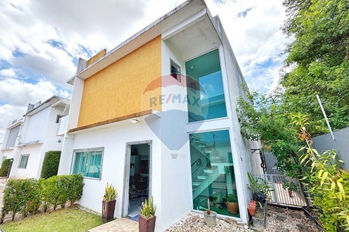 Venda-Casa-Rua Noêmia M. Paranhos , 238  - Morada do Sol  - Pitangueiras , Lauro de Freitas , Bahia , 42701650-580761015-113