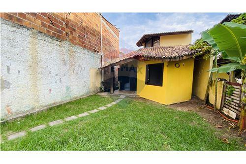 For Rent/Lease-House-Rua do Campo , 7  - Próximo ao colégio Alaor Coutinho  - Açuzinho , Mata de São João , Bahia , 48280000-580601001-82