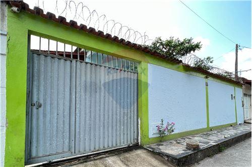 Venda-Casa-Rua Beira Vale , 373  - Jardim Caraípe , Teixeira de Freitas , Bahia , 45990734-580631019-4