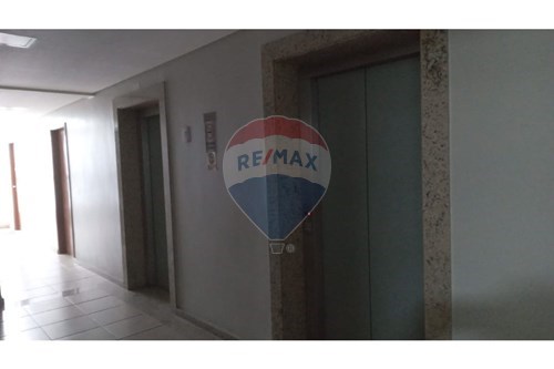 Venda-Cj. Comercial/ Sala-Rua Alceu Amoroso Lima , 668  - Próximo ao Salvador Shopping  - Caminho das Árvores , Salvador , Bahia , 41.820.020-580331013-750