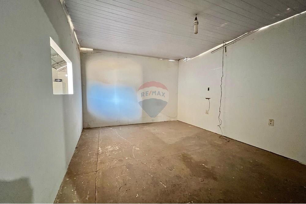 Galpão - Venda - Barreiras , Bahia - WhatsApp Image 2025-05-27 at 10.04.48.jpeg - 580651005-50