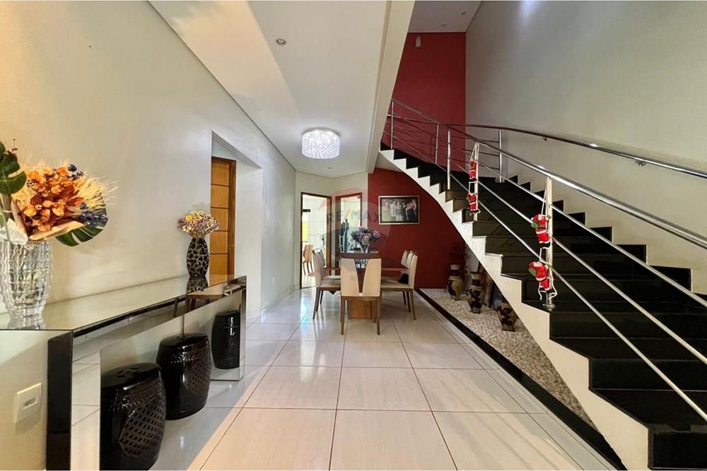 Sobrado - Venda - Barreiras , Bahia - WhatsApp Image 2026-01-06 at 15.44.08.jpeg - 580651055-86