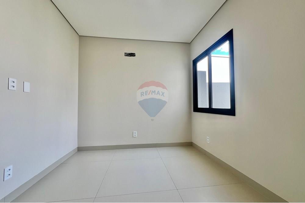 Casa - Venda - Barreiras , Bahia - 15d5d7b1-e748-48a7-ac56-8bc051293876.jpg - 580651075-67