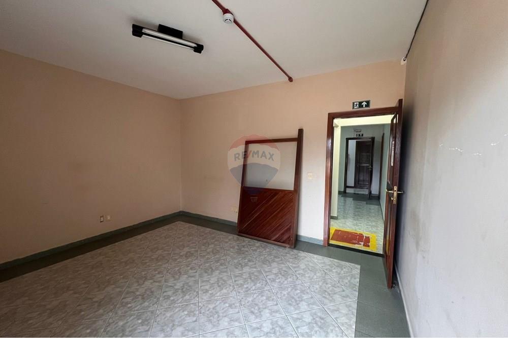 Cj. Comercial/ Sala - Alugar - Barreiras , Bahia - WhatsApp Image 2026-02-26 at 11.04.19.jpeg - 580651071-19