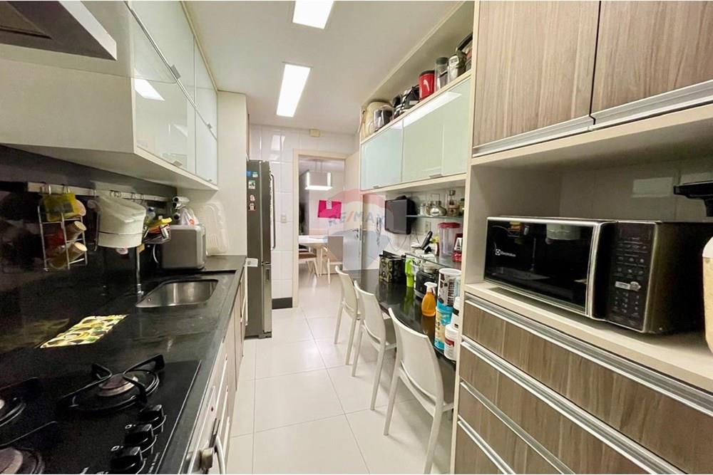 Apartamento - Costa azul