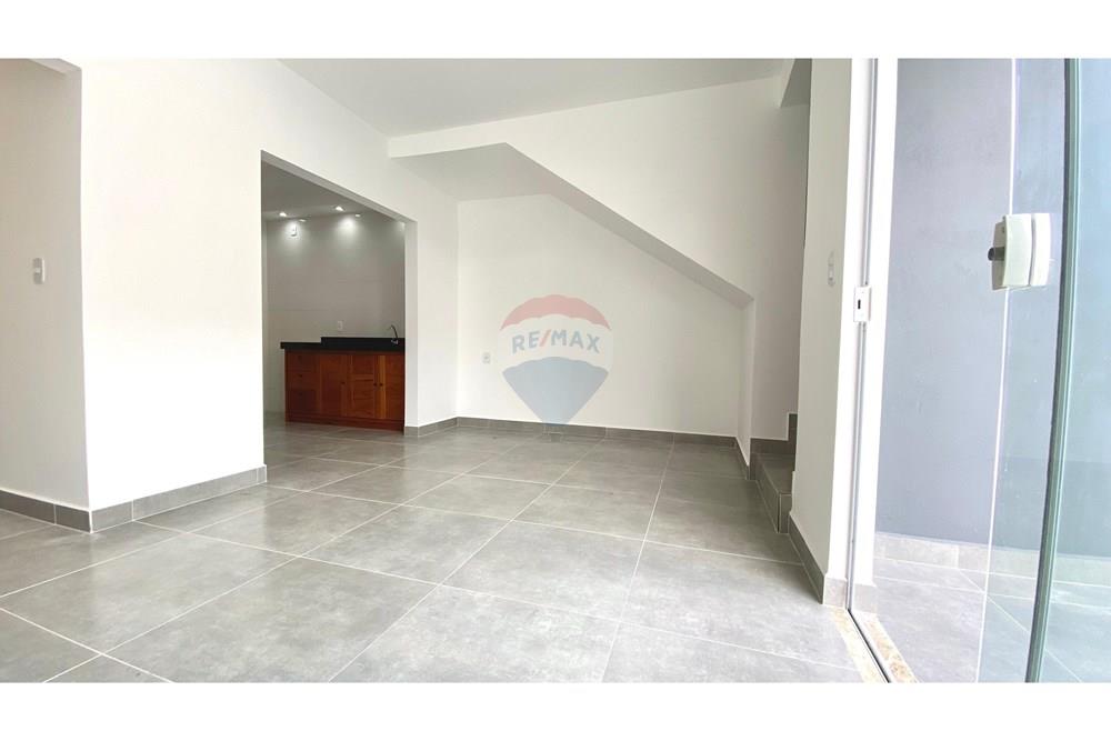 Apartamento para alugar com 3 quartos, 94m² - Foto 2