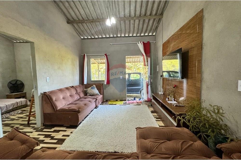 Chácara à venda com 2 quartos, 91m² - Foto 3
