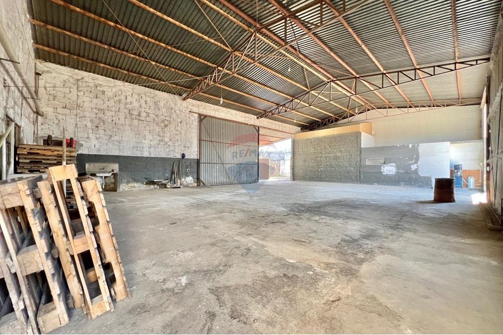 Galpão - Venda - Barreiras , Bahia - WhatsApp Image 2025-04-28 at 17.25.49 (19).jpeg - 580651055-41