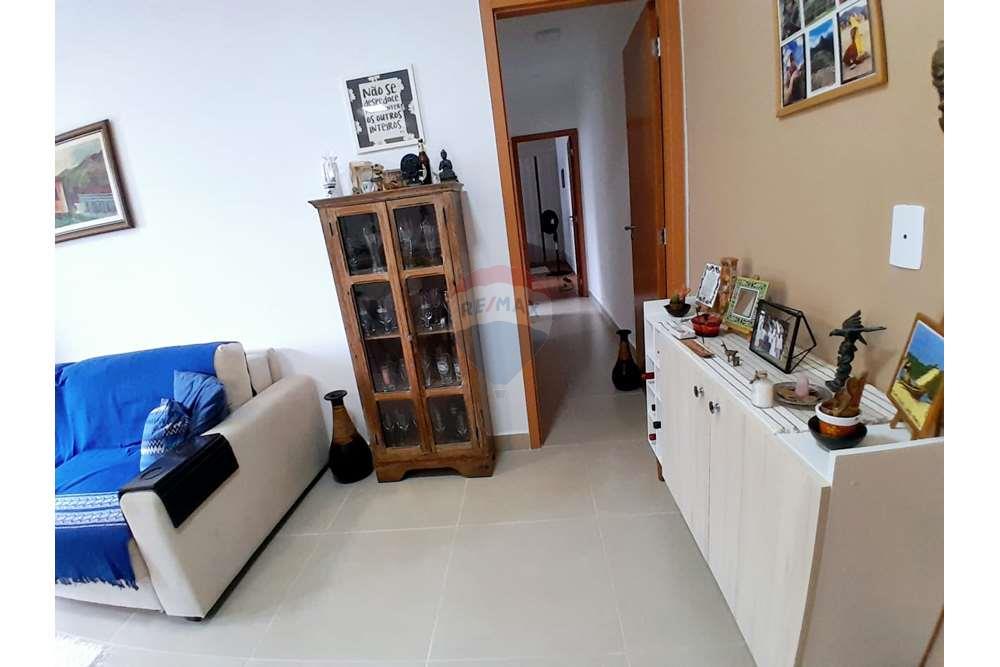 Apartamento - Buraquinho