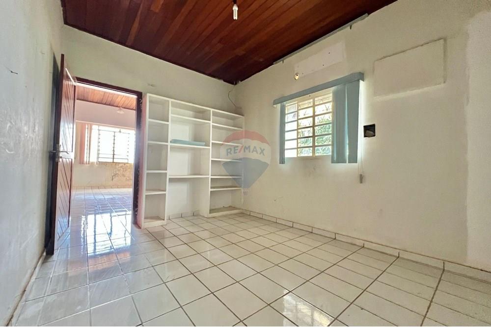 Résidentiel - Maison sur deux niveaux - Barreiras , Bahia - BR - WhatsApp Image 2025-04-15 at 09.34.58.jpeg - 580651065-29