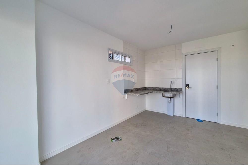 Apartamento - Caminho das árvores