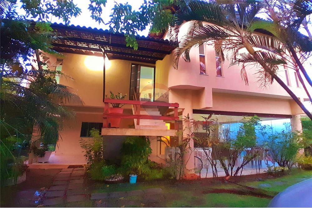 Apartamento - Buraquinho