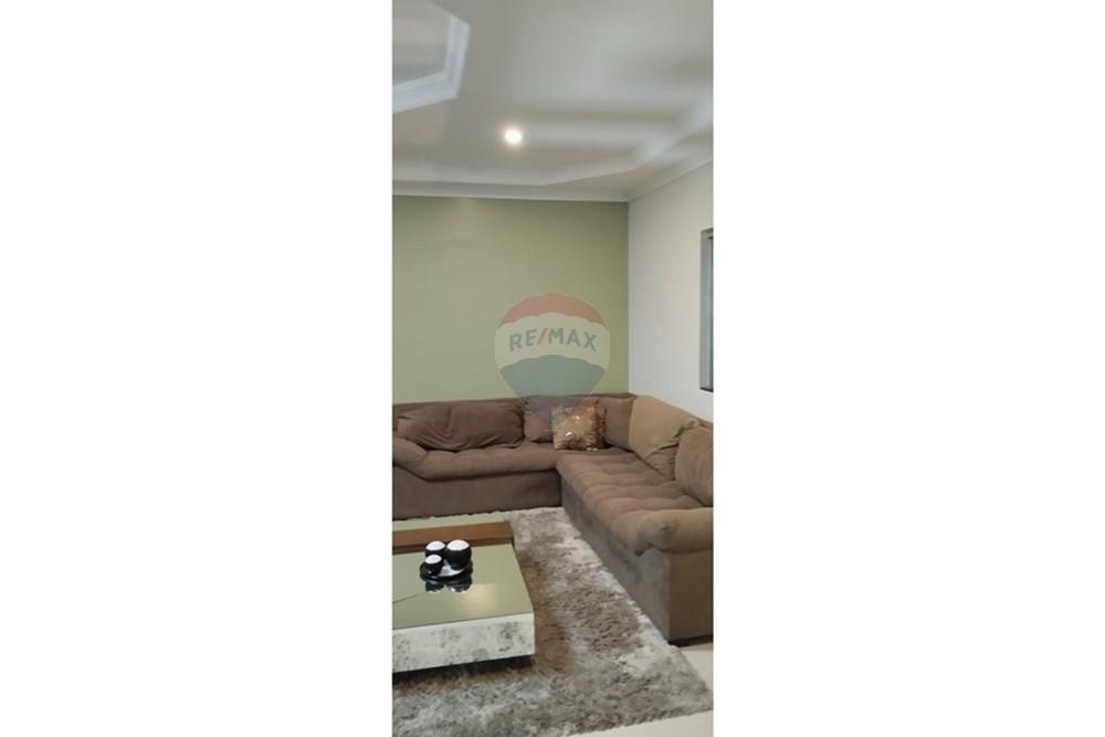 Casa para alugar com 3 quartos, 120m² - Foto 1