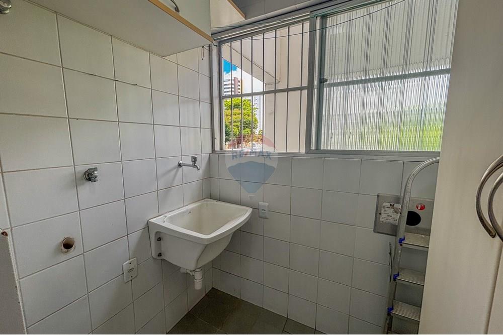 Apartamento - Caminho das árvores
