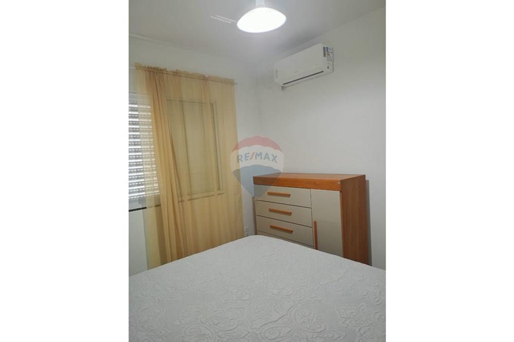 Apartamento para alugar com 2 quartos, 65m² - Foto 11