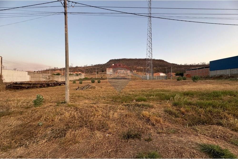 Commercial - Land - Barreiras , Bahia - BR - Imagem do WhatsApp de 2025-06-04 à(s) 23.51.04_9d8ad7b7.jpg - 580651049-130