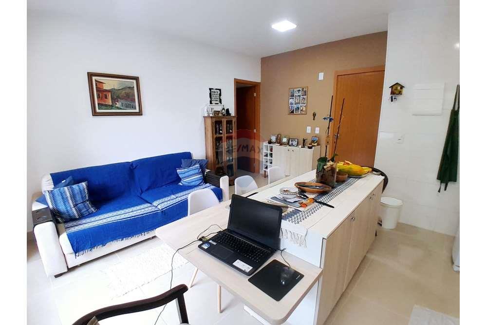 Apartamento - Buraquinho