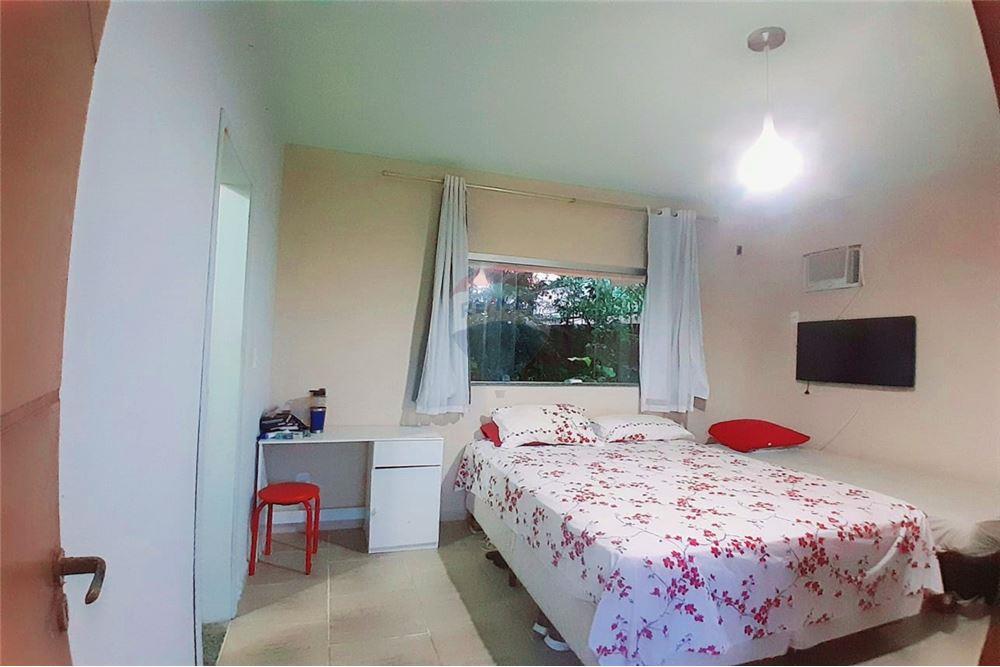 Apartamento - Buraquinho