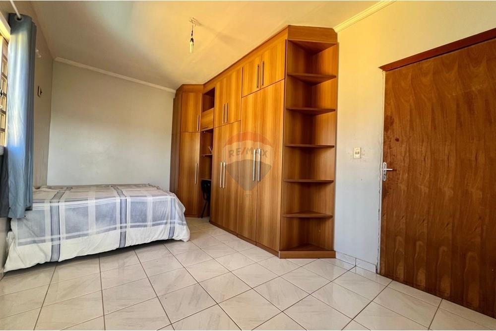 Sobrado - Venda - Barreiras , Bahia - WhatsApp Image 2025-10-31 at 15.28.08 (4).jpeg - 580651043-70