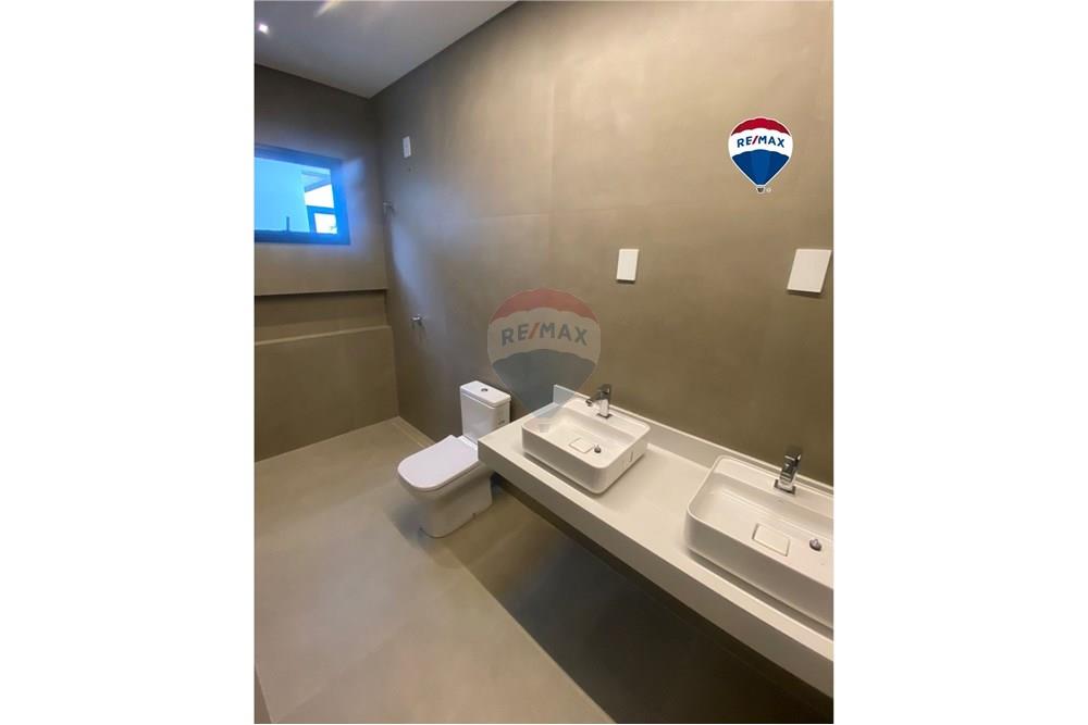 Casa - Venda - Luís Eduardo Magalhães , Bahia - WhatsApp Image 2025-12-10 at 23.52.41 (1).jpeg - 580861009-29