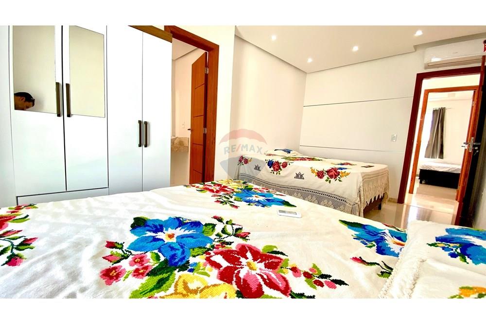 Apartamento para alugar com 3 quartos, 115m² - Foto 15