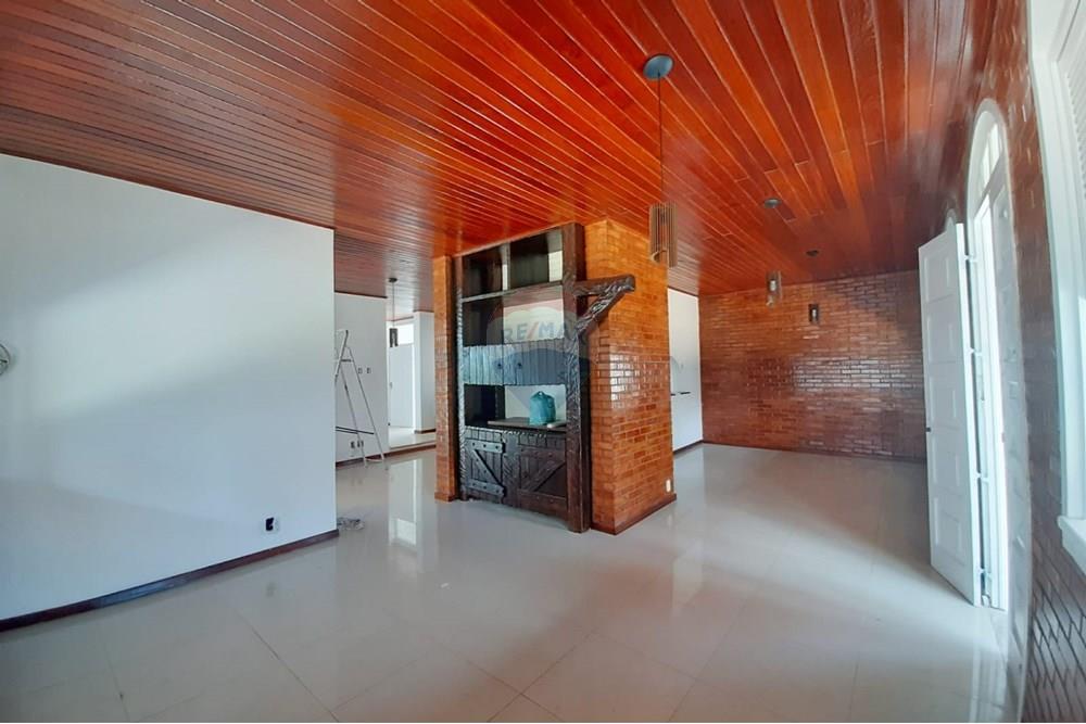 Casa - Itapuã