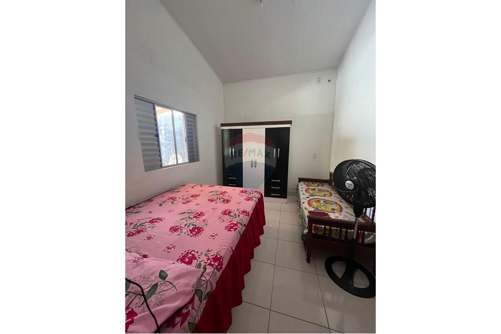 Casa para alugar com 2 quartos, 220m² - Foto 13